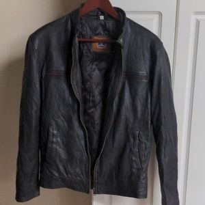 Brown small leather jacket